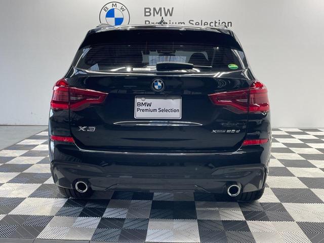 Ｘ３ ｘＤｒｉｖｅ　２０ｄ　Ｍスポーツ　ブラックヴァーネスカレザー　ハイラインパッケージ　２０インチアルミ　リヤシートアジャスト　社外リヤモニター　アダプティブＬＥＤヘッドライト　衝突被害軽減ブレーキ　アクティブクルーズコントロール（7枚目）