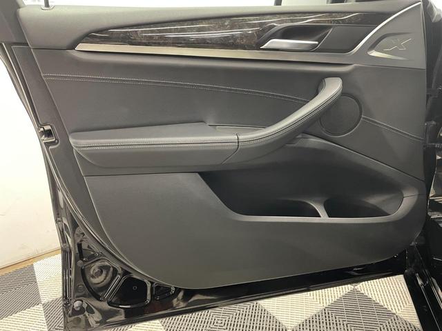 Ｘ３ ｘＤｒｉｖｅ　２０ｄ　Ｍスポーツ　ブラックヴァーネスカレザー　ハイラインパッケージ　２０インチアルミ　リヤシートアジャスト　社外リヤモニター　アダプティブＬＥＤヘッドライト　衝突被害軽減ブレーキ　アクティブクルーズコントロール（37枚目）