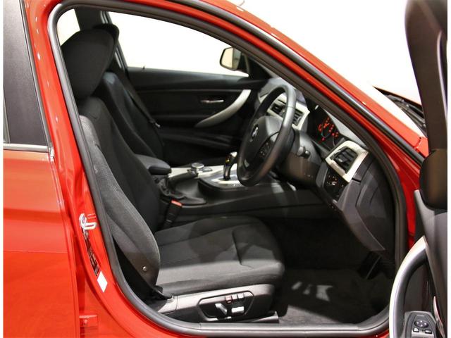 318i ナビ・バックカメラ・整備記録簿・禁煙車(29枚目)