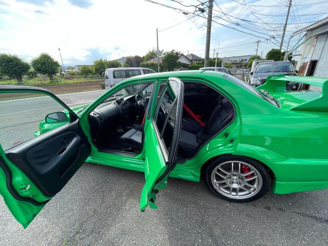 ランサー ＧＳＲエボリューションＶ　エボ５　ニューペイント　シグナルグリーンＨＫＳ　ＧＴ３タービン　ＨＫＳ　エキマニ　インテーク　ＭＯＴＥＣ　Ｍ８４　ＴＥＩＮ　車高調　ブレンボ　アルミラジエター　タイベル交換済み（27枚目）