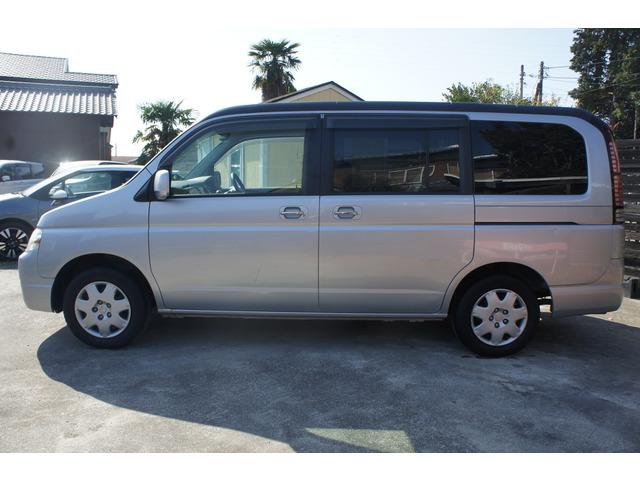 ステップワゴン Ｇ　パワーテールゲート　電動スライドドア　ＥＴＣ　キーレス　３列シート　フルフラットシート　ナビ　フルセグ　バックカメラ（6枚目）