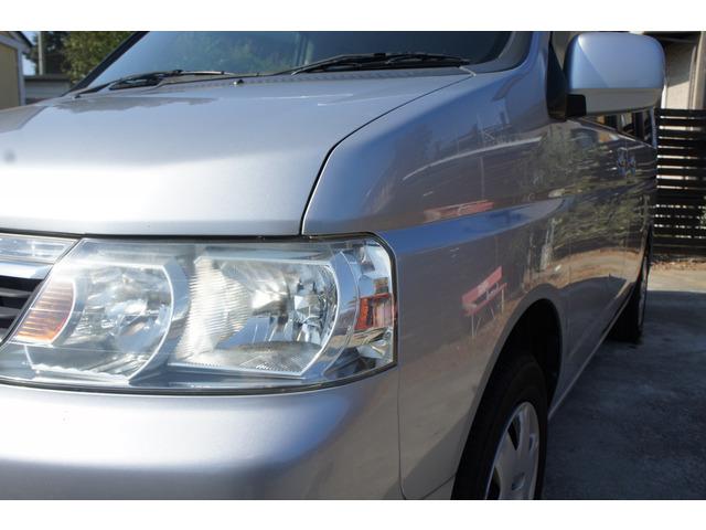 ステップワゴン Ｇ　パワーテールゲート　電動スライドドア　ＥＴＣ　キーレス　３列シート　フルフラットシート　ナビ　フルセグ　バックカメラ（8枚目）