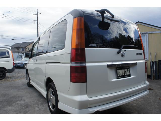 ステップワゴン Ｄ　４ＷＤ　片側電動スライドドア　エアロ　３列シート　キーレス　記録簿　純正アルミ（13枚目）