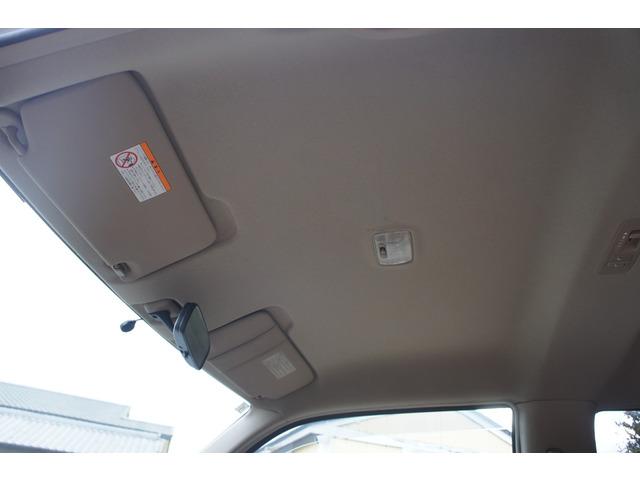 ステップワゴン Ｄ　４ＷＤ　片側電動スライドドア　エアロ　３列シート　キーレス　記録簿　純正アルミ（21枚目）