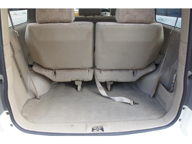 ステップワゴン Ｄ　４ＷＤ　片側電動スライドドア　エアロ　３列シート　キーレス　記録簿　純正アルミ（26枚目）