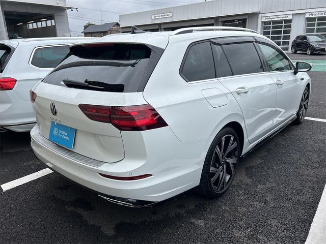 ゴルフヴァリアント ＴＤＩ　Ｒライン　プラチナムエディション　バックカメラ　ナビ　オートクルーズコントロール　衝突被害軽減システム　アルミホイール　オートライト　ＬＥＤヘッドランプ　ヘッドライトウォッシャー　サンルーフ　スマートキー（15枚目）
