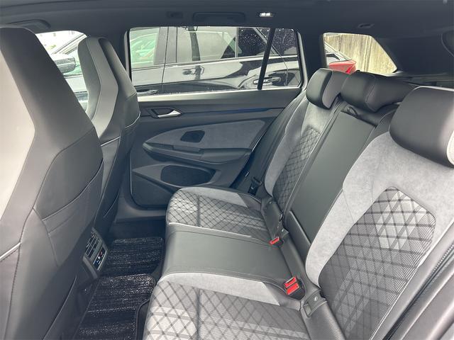 ゴルフヴァリアント ＴＤＩ　Ｒライン　プラチナムエディション　バックカメラ　ナビ　オートクルーズコントロール　衝突被害軽減システム　アルミホイール　オートライト　ＬＥＤヘッドランプ　ヘッドライトウォッシャー　サンルーフ　スマートキー（30枚目）