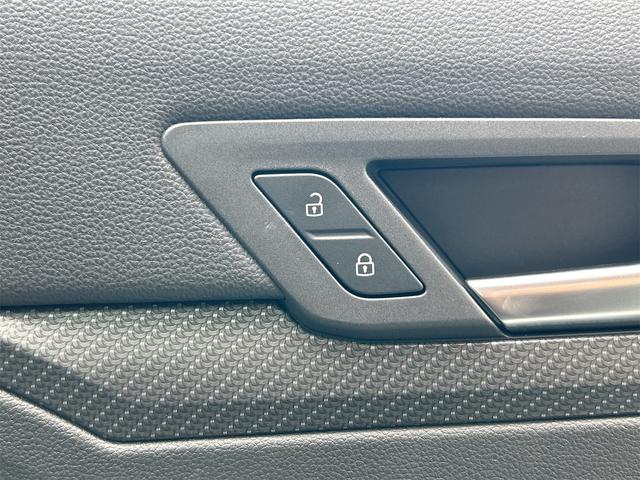 ゴルフヴァリアント ＴＤＩ　Ｒライン　プラチナムエディション　バックカメラ　ナビ　オートクルーズコントロール　衝突被害軽減システム　アルミホイール　オートライト　ＬＥＤヘッドランプ　ヘッドライトウォッシャー　サンルーフ　スマートキー（42枚目）