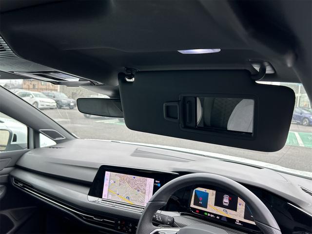 ゴルフヴァリアント ＴＤＩ　Ｒライン　プラチナムエディション　バックカメラ　ナビ　オートクルーズコントロール　衝突被害軽減システム　アルミホイール　オートライト　ＬＥＤヘッドランプ　ヘッドライトウォッシャー　サンルーフ　スマートキー（46枚目）