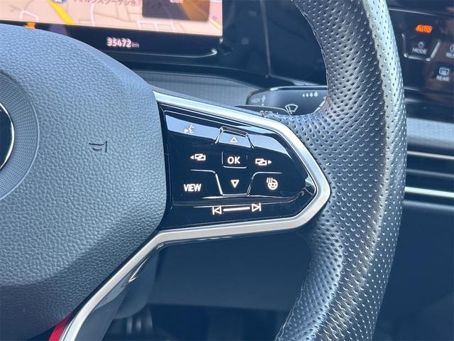 ゴルフＧＴＩ ベースグレード　ＥＴＣ　バックカメラ　ナビ　オートクルーズコントロール　レーンアシスト　衝突被害軽減システム　アルミホイール　ＬＥＤヘッドランプ　スマートキー　電動格納ミラー　シートヒーター　ＡＴ（5枚目）