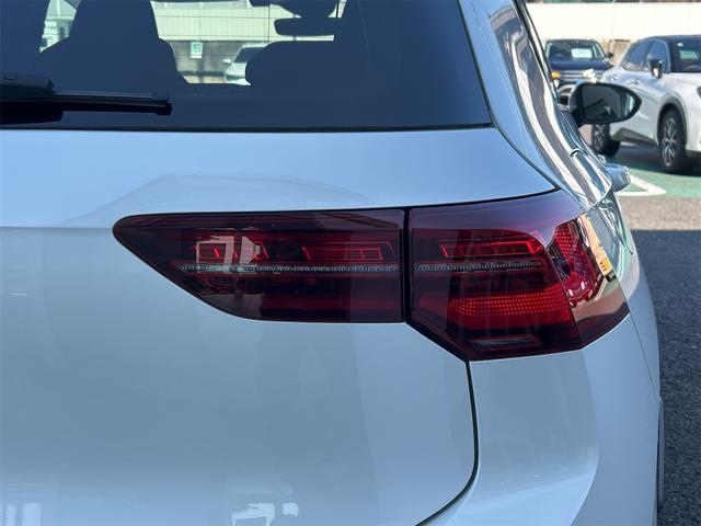 ゴルフＧＴＩ ベースグレード　ＥＴＣ　バックカメラ　ナビ　オートクルーズコントロール　レーンアシスト　衝突被害軽減システム　アルミホイール　ＬＥＤヘッドランプ　スマートキー　電動格納ミラー　シートヒーター　ＡＴ（22枚目）
