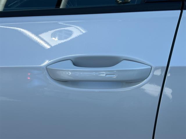 ゴルフＧＴＩ ベースグレード　ＥＴＣ　バックカメラ　ナビ　オートクルーズコントロール　レーンアシスト　衝突被害軽減システム　アルミホイール　ＬＥＤヘッドランプ　スマートキー　電動格納ミラー　シートヒーター　ＡＴ（25枚目）