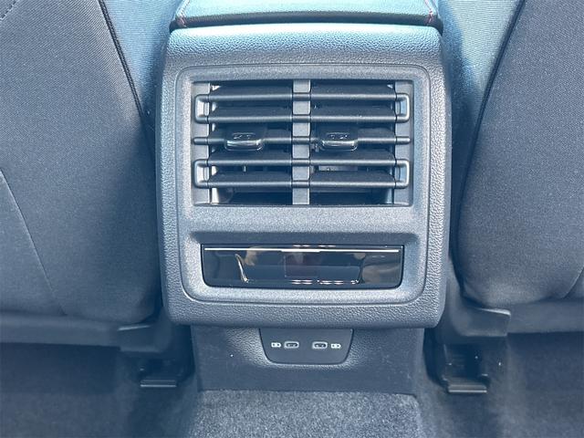 ゴルフＧＴＩ ベースグレード　ＥＴＣ　バックカメラ　ナビ　オートクルーズコントロール　レーンアシスト　衝突被害軽減システム　アルミホイール　ＬＥＤヘッドランプ　スマートキー　電動格納ミラー　シートヒーター　ＡＴ（50枚目）