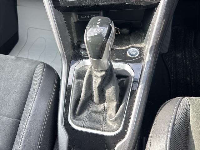 VOLKSWAGEN T-ROC TSI STYLE