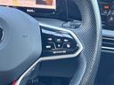 ゴルフＧＴＩ ベースグレード　ＥＴＣ　バックカメラ　ナビ　オートクルーズコントロール　レーンアシスト　衝突被害軽減システム　アルミホイール　ＬＥＤヘッドランプ　スマートキー　電動格納ミラー　シートヒーター　ＡＴ（5枚目）