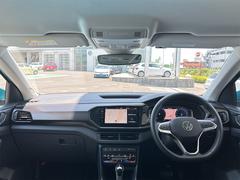 この度は当店のお車をご覧になっていただき、誠にありがとうございます。じっくり現車確認して頂けるよう、ご準備を致します！ 2