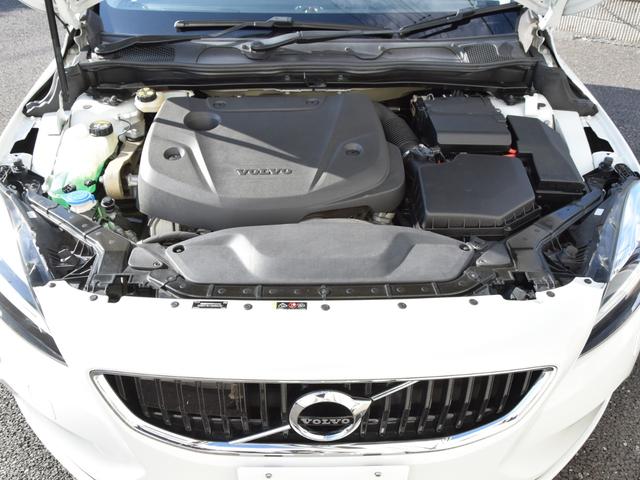 Ｖ４０ Ｄ４　モメンタム　アイシン製８速オートマチック　シートヒーター　８ウェイパワーシート　リアビューカメラ　ＥＴＣ　アダプティブクルーズコントロール　インテリセーフ　ＳＥＮＳＵＳナビゲーション　禁煙車　２年保証付（31枚目）