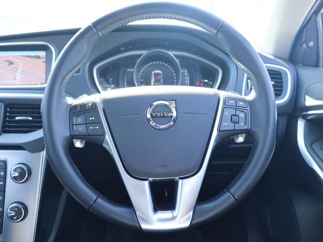 Ｖ４０ Ｄ４　ダイナミックエディション　特別仕様車　専用１８インチアルミホイール　Ｔ－Ｔｅｃ／テキスタイルシート　フロントシートヒーター　ＰＣＣキーレスドライブ　ミルドアルミニウムパネル　インテリアライトパッケージ　ドライブレコーダー　禁煙（12枚目）