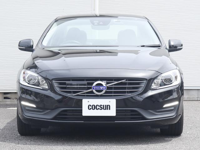 Ｓ６０ Ｄ４　タック　特別仕様車　オフブラック本革シート　助手席８Ｗａｙパワーシート　フロントシートヒーター　１２セグ地上デジタルＴＶ　歩行者・サイクリスト検知機能付追突回避・軽減フルオートブレーキシステム　禁煙車（5枚目）