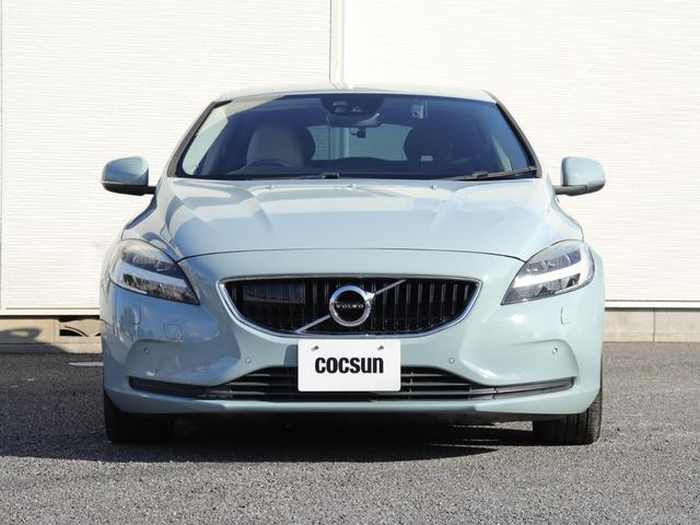 VOLVO V40 T3 MOMENTUM