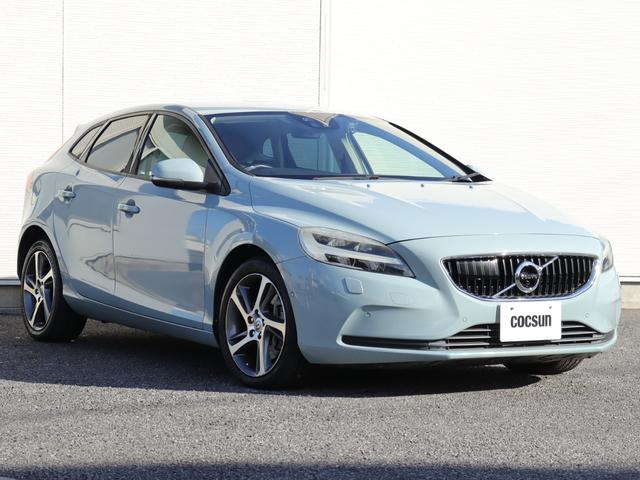VOLVO V40 T3 MOMENTUM