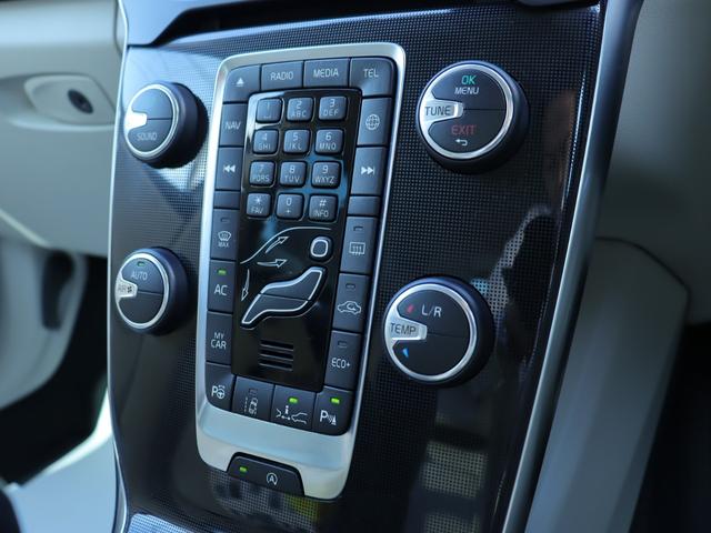 VOLVO V40 T3 MOMENTUM