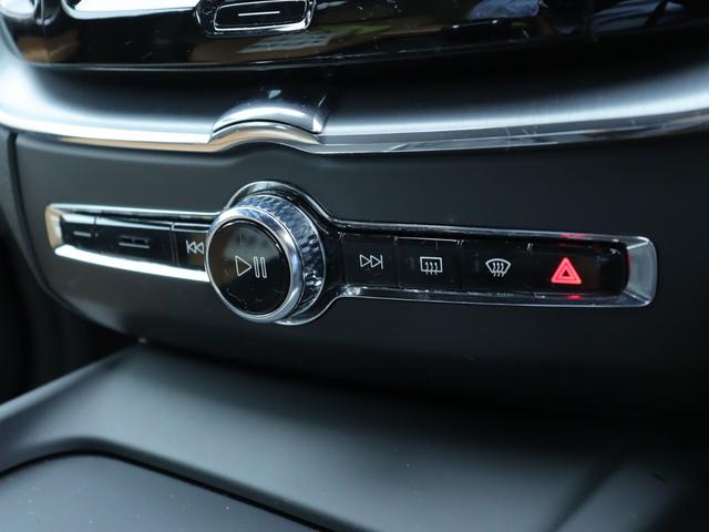 VOLVO XC60 T5 AWD MOMENTUM