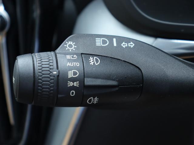 VOLVO XC60 T5 AWD MOMENTUM