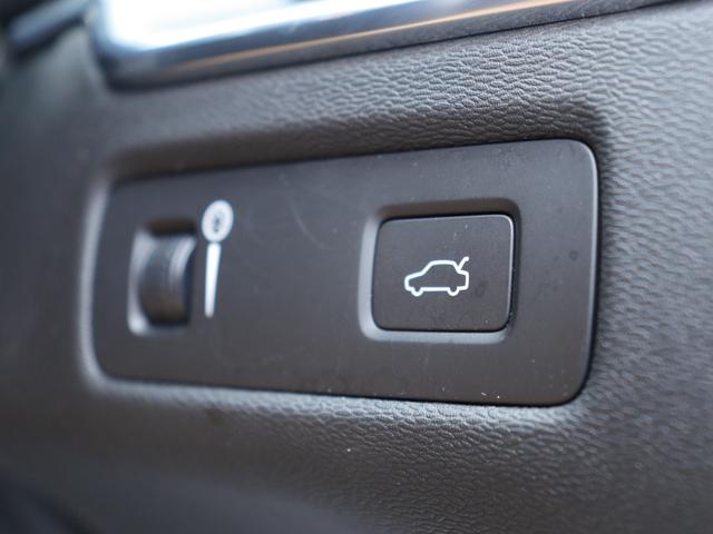 VOLVO XC60 T5 AWD MOMENTUM