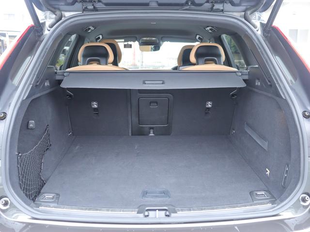 VOLVO XC60 T5 AWD MOMENTUM