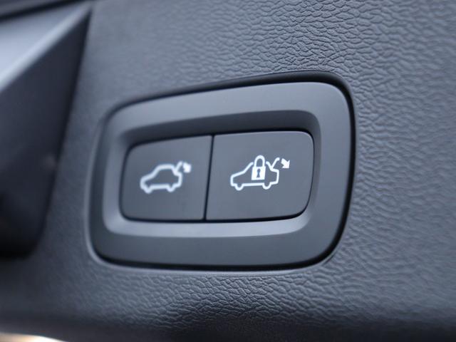 VOLVO XC60 T5 AWD MOMENTUM