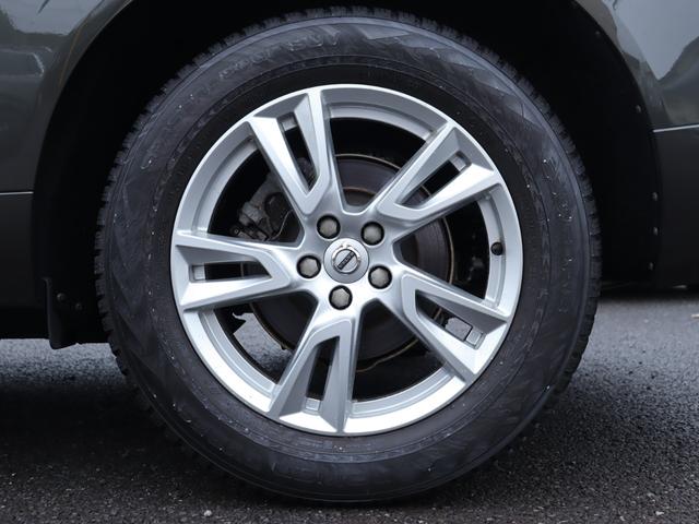 VOLVO XC60 T5 AWD MOMENTUM