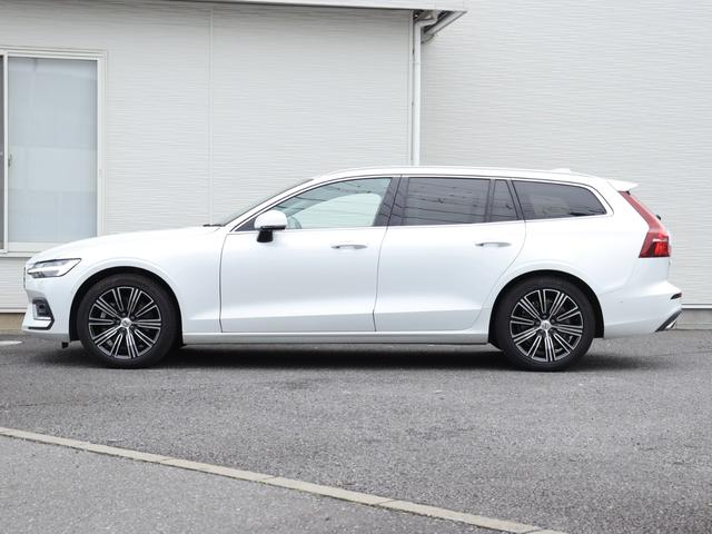 V60 T5 インスクリプション ワンオーナー harman/kardonプレミアムオーディオ パーフォレーテッドファインナッパレザー シートヒーター ステアリングヒーター リアエアコン パワーテールゲート ドライブレコーダー 禁煙車(11枚目)