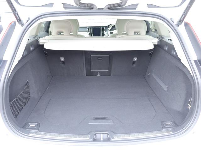 V60 T5 インスクリプション ワンオーナー harman/kardonプレミアムオーディオ パーフォレーテッドファインナッパレザー シートヒーター ステアリングヒーター リアエアコン パワーテールゲート ドライブレコーダー 禁煙車(42枚目)