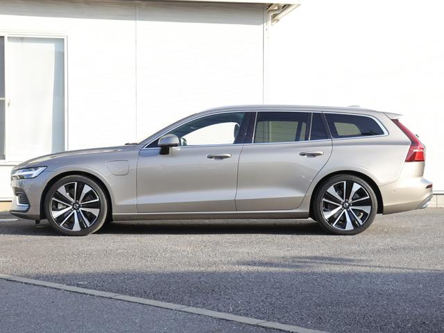 V60 リチャージ PHV T6 AWD インスクリプション harman/kardonプレミアムオーディオ パノラマガラスサンルーフ オレフォスクリスタルシフトノブ パーフォレーテッドファインナッパレザー マッサージ機能 シートヒーター シートベンチレーション(11枚目)