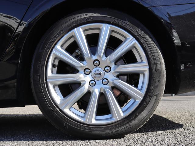 V90 D4 インスクリプション パーフォレーテッドファインナッパレザー マッサージ機能 シートヒーター シートベンチレーション ステアリングヒーター リアシートヒーター/エアコン パワーテールゲート 360°ビューカメラ 禁煙車(52枚目)