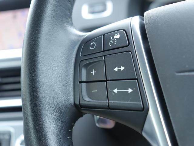 V60 D4 タック 本革シート フロント両席パワーシート フロントシートヒーター ナビゲーション 12セグ地上デジタルTV リアビューカメラ PCCキーレスドライブ 17インチアルミホイール ETC 禁煙車(14枚目)