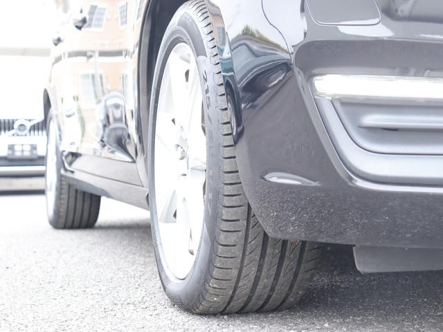 V60 D4 タック 本革シート フロント両席パワーシート フロントシートヒーター ナビゲーション 12セグ地上デジタルTV リアビューカメラ PCCキーレスドライブ 17インチアルミホイール ETC 禁煙車(46枚目)