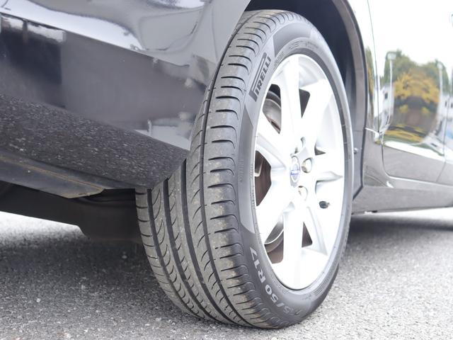 V60 D4 タック 本革シート フロント両席パワーシート フロントシートヒーター ナビゲーション 12セグ地上デジタルTV リアビューカメラ PCCキーレスドライブ 17インチアルミホイール ETC 禁煙車(47枚目)