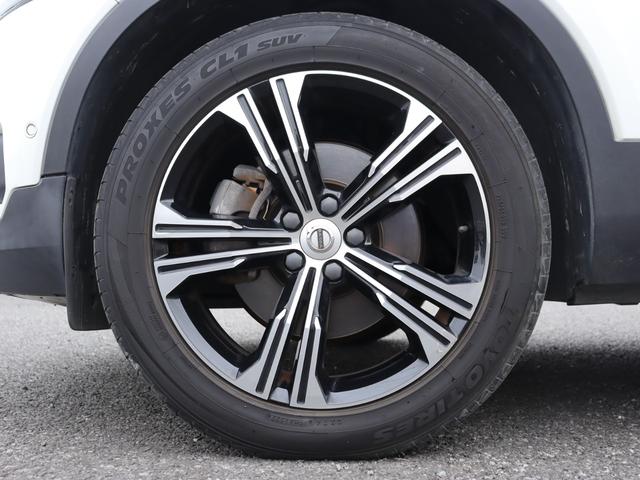 XC40 T5 AWD インスクリプション harman/kardonプレミアムオーディオ 本革シート シートヒーター ステアリングヒーター リアシートヒーター 360°ビューカメラ パワーテールゲート オレフォスクリスタルシフトノブ 禁煙車(55枚目)