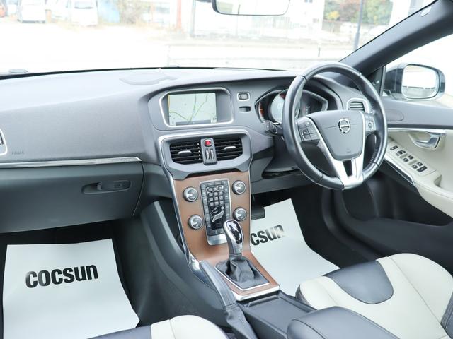 V40 クロスカントリー D4 サマム harman/kardonプレミアムオーディオ 本革シート パワーシート シートヒーター モダンウッドパネル ナビゲーション リアビューカメラ PCCキーレスドライブ 禁煙車(18枚目)