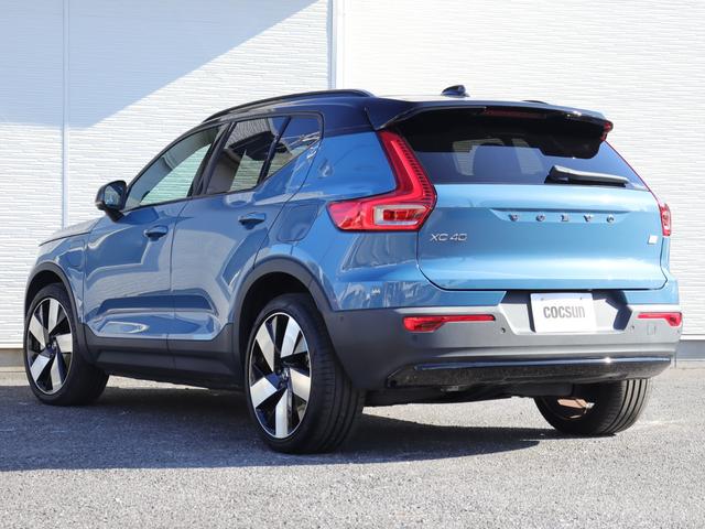 XC40リチャージ リチャージ アルティメットシングルモーター ワンオーナー harman/kardonプレミアムオーディオ パノラマガラスサンルーフ Googleインフォテインメントシステム ステアリングヒーター シートヒーター 前後ドライブレコーダー 禁煙車(10枚目)