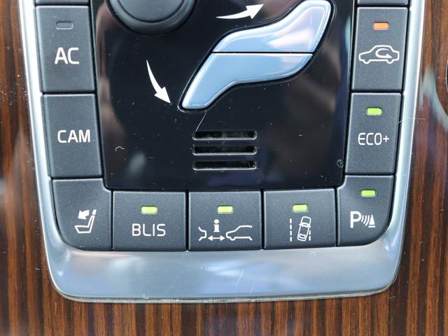 Ｖ６０ Ｄ４　クラシック　本革シート　シートヒーター　パワーシート　アーバンウッドパネル　チルトアップ機構付サンルーフ　ナビゲーション　リアビューカメラ　１８インチアルミホイール　ドライブレコーダー　キーレスドライブ　禁煙（24枚目）