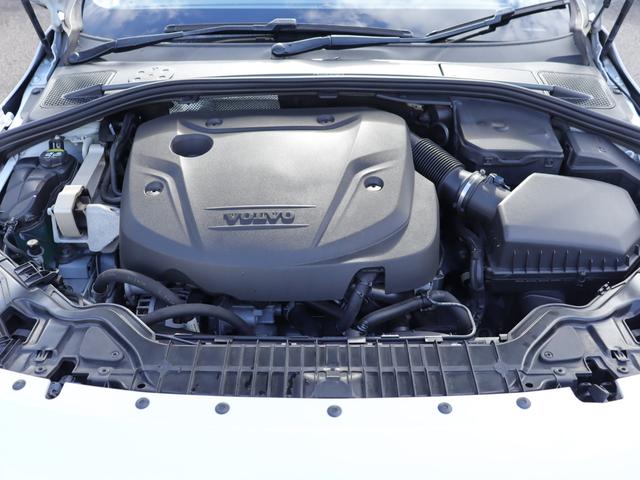 Ｖ６０ Ｄ４　クラシック　本革シート　シートヒーター　パワーシート　アーバンウッドパネル　チルトアップ機構付サンルーフ　ナビゲーション　リアビューカメラ　１８インチアルミホイール　ドライブレコーダー　キーレスドライブ　禁煙（39枚目）