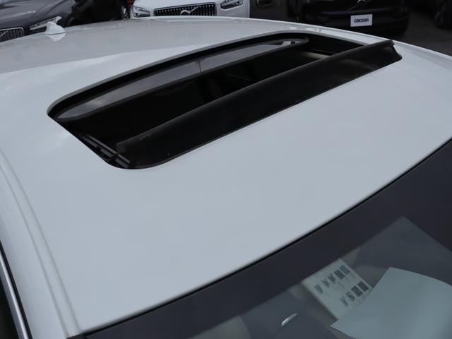 Ｖ６０ Ｄ４　クラシック　本革シート　シートヒーター　パワーシート　アーバンウッドパネル　チルトアップ機構付サンルーフ　ナビゲーション　リアビューカメラ　１８インチアルミホイール　ドライブレコーダー　キーレスドライブ　禁煙（43枚目）