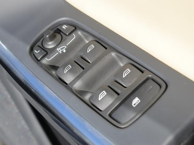 Ｖ６０ Ｔ５　ＳＥ　ワンオーナー　１８インチアルミホイール　ソフトベージュ本革シート　シートヒーター　ナビゲーション　リアビューカメラ　アイドリングストップ　前後ドライブレコーダー　ＥＴＣ　ＡＣＣ　ＢＬＩＳ　禁煙車（28枚目）