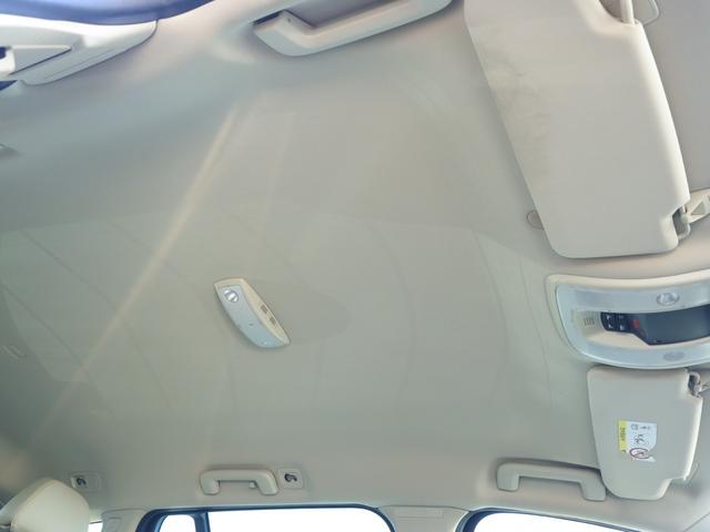 Ｖ６０ Ｔ５　ＳＥ　ワンオーナー　１８インチアルミホイール　ソフトベージュ本革シート　シートヒーター　ナビゲーション　リアビューカメラ　アイドリングストップ　前後ドライブレコーダー　ＥＴＣ　ＡＣＣ　ＢＬＩＳ　禁煙車（30枚目）