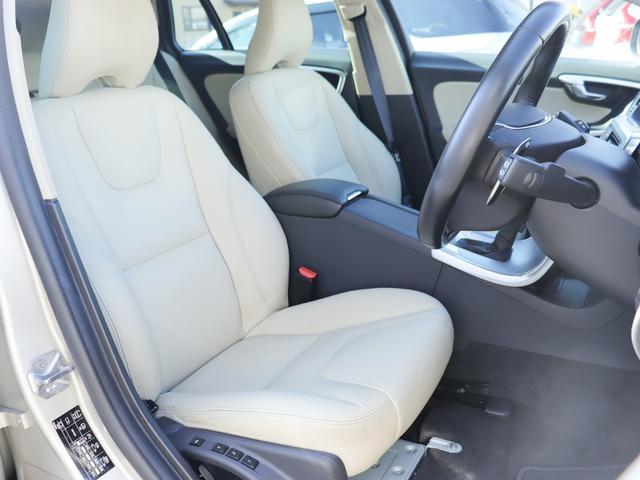 Ｖ６０ Ｔ５　ＳＥ　ワンオーナー　１８インチアルミホイール　ソフトベージュ本革シート　シートヒーター　ナビゲーション　リアビューカメラ　アイドリングストップ　前後ドライブレコーダー　ＥＴＣ　ＡＣＣ　ＢＬＩＳ　禁煙車（31枚目）