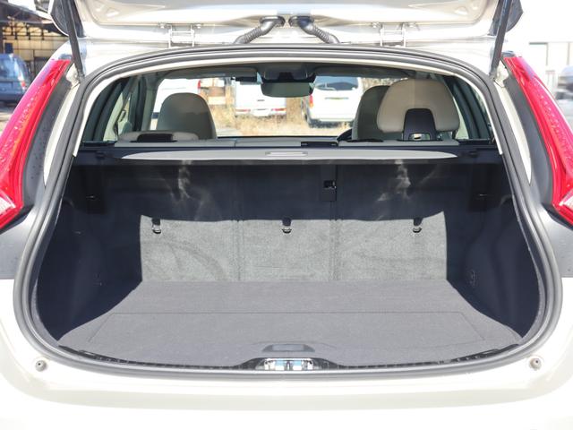 Ｖ６０ Ｔ５　ＳＥ　ワンオーナー　１８インチアルミホイール　ソフトベージュ本革シート　シートヒーター　ナビゲーション　リアビューカメラ　アイドリングストップ　前後ドライブレコーダー　ＥＴＣ　ＡＣＣ　ＢＬＩＳ　禁煙車（38枚目）