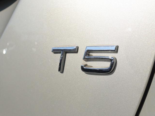 Ｖ６０ Ｔ５　ＳＥ　ワンオーナー　１８インチアルミホイール　ソフトベージュ本革シート　シートヒーター　ナビゲーション　リアビューカメラ　アイドリングストップ　前後ドライブレコーダー　ＥＴＣ　ＡＣＣ　ＢＬＩＳ　禁煙車（39枚目）